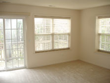 lower level family room w/doorwall to deck
